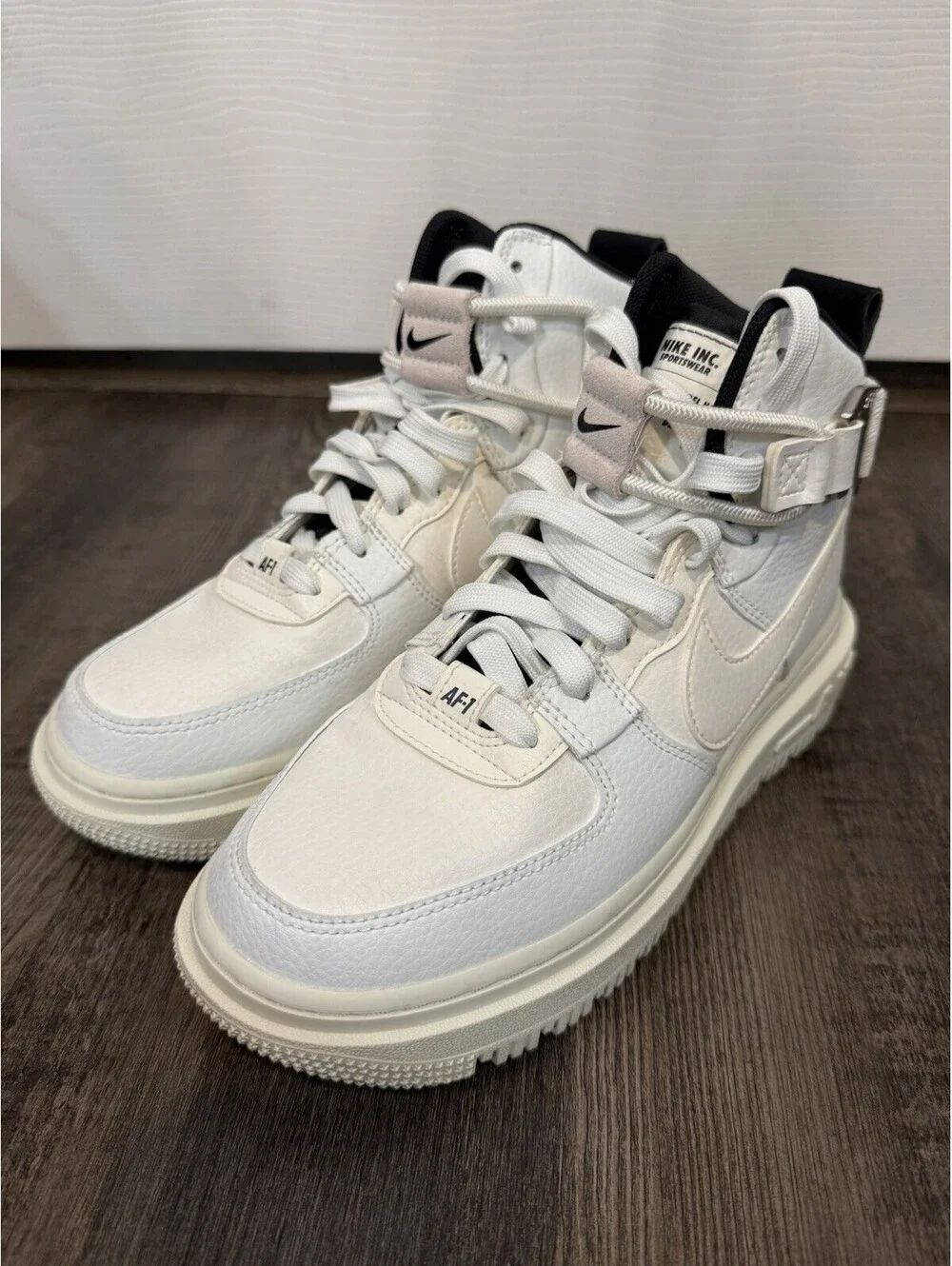 Nike women air